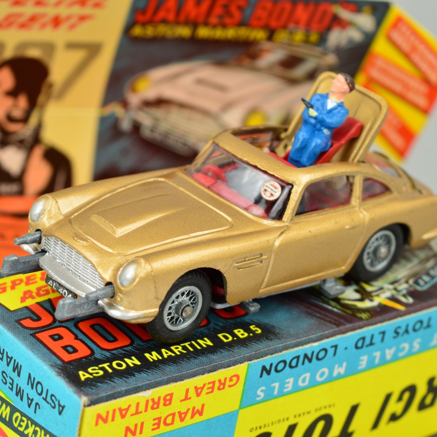 James Bond 007 Goldfinger Aston Martin Db5 Corgi